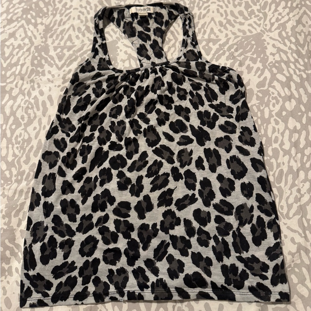 Forever 21 Black and White Leopard Sleeveless Top | Size S 🐆🪾
